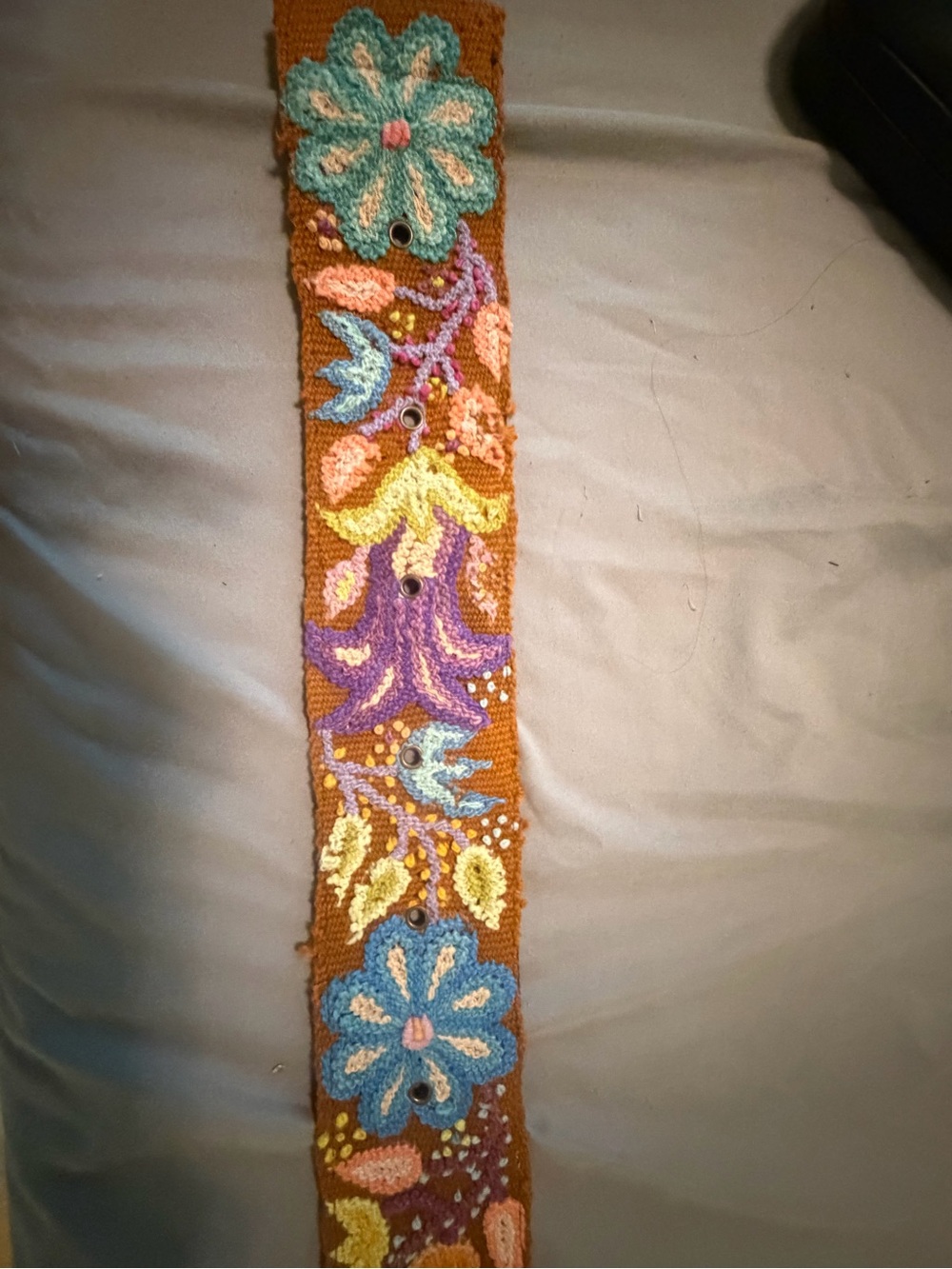 Vintage 70s Embroidered Floral Belt - Multicolor - Picture 3 of 7